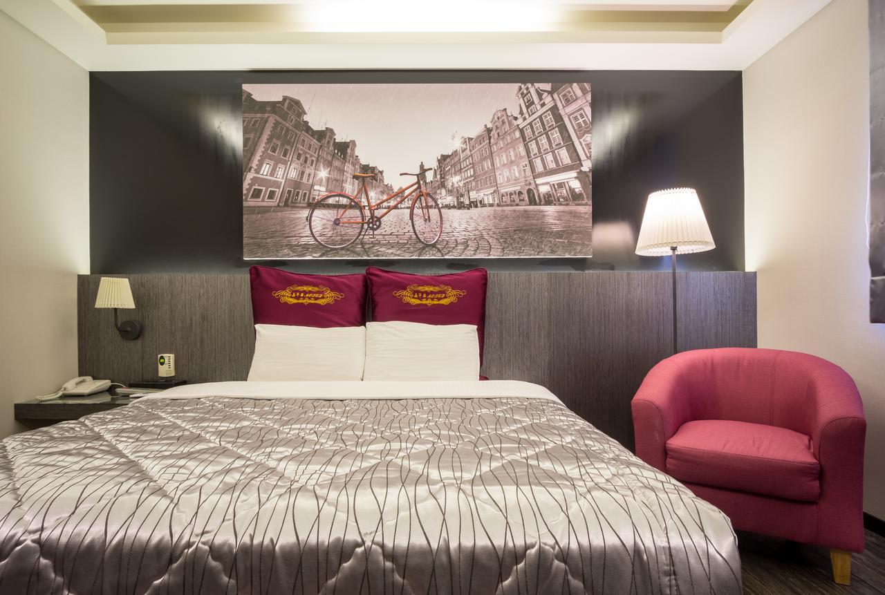Carnival Motel Тайбэй Экстерьер фото