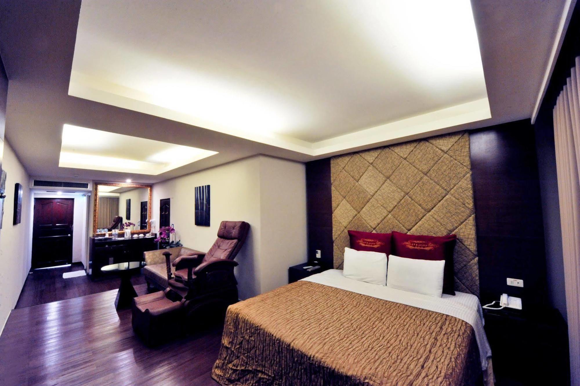 Carnival Motel Тайбэй Экстерьер фото