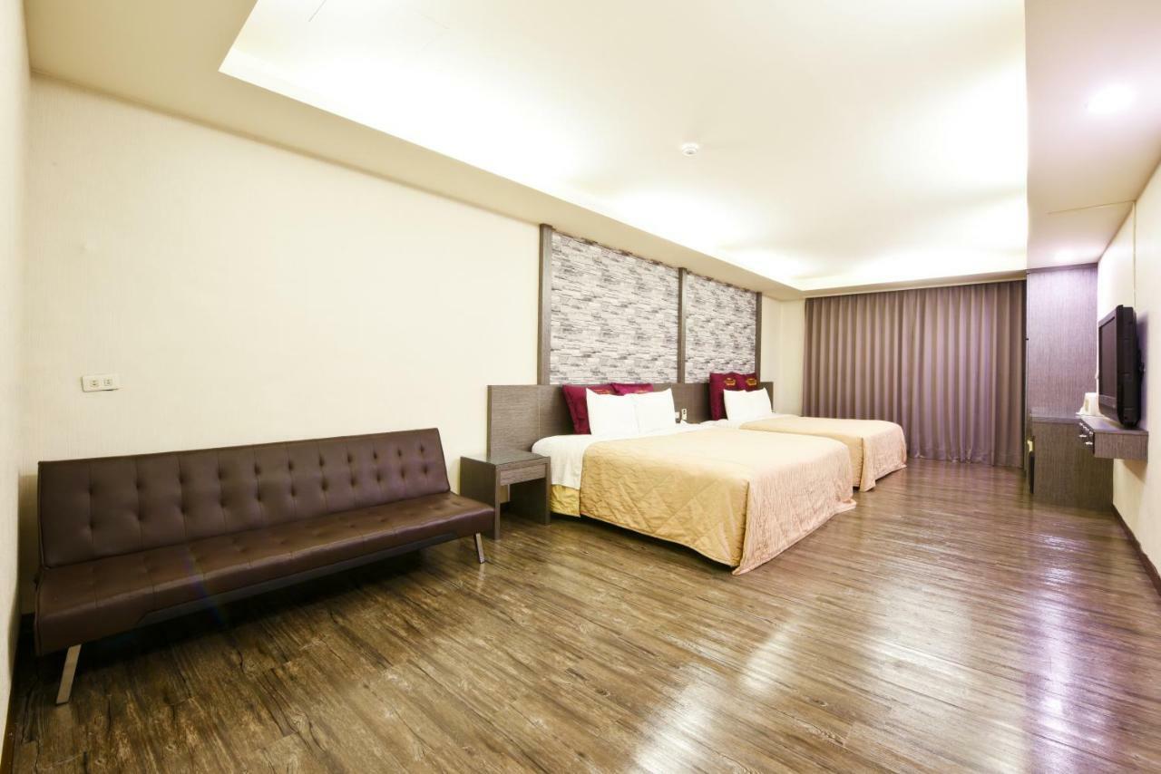 Carnival Motel Тайбэй Экстерьер фото