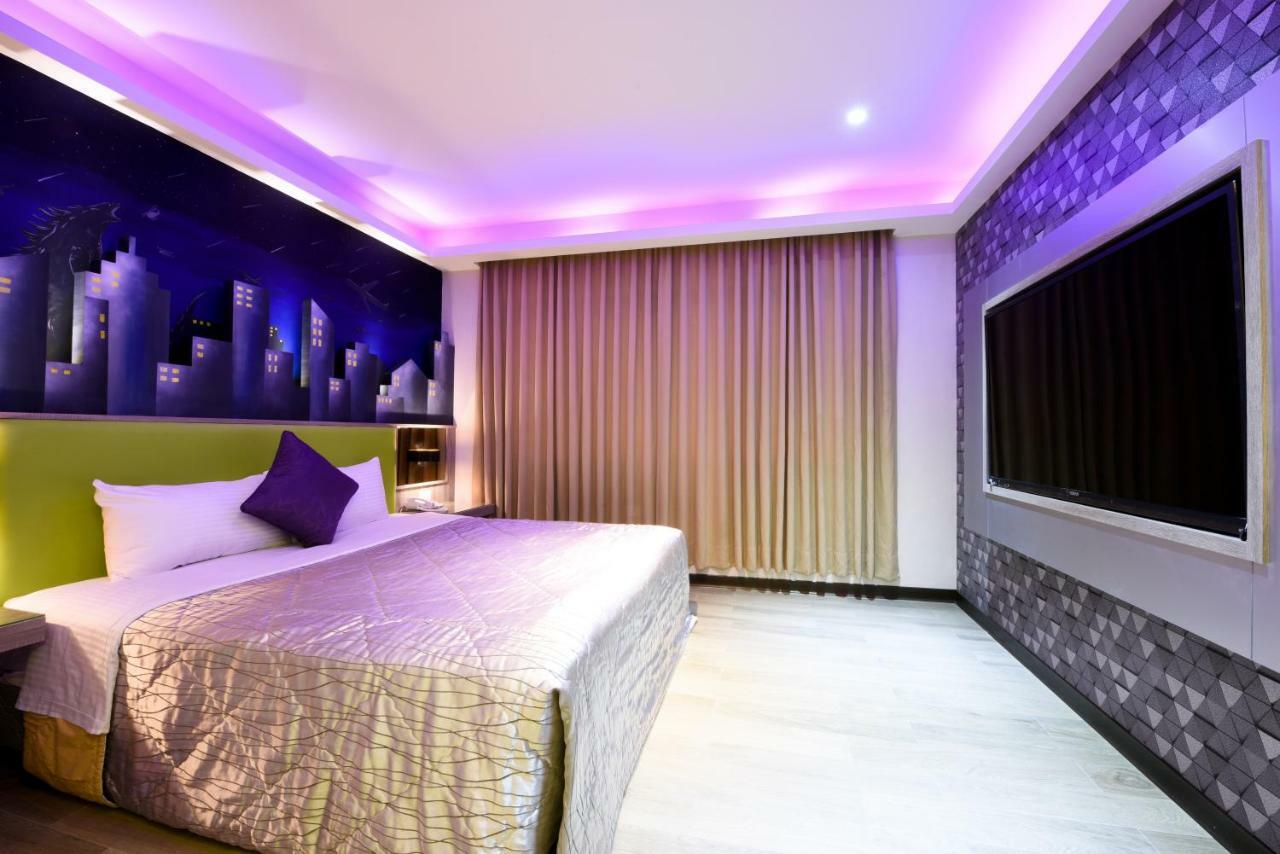 Carnival Motel Тайбэй Экстерьер фото