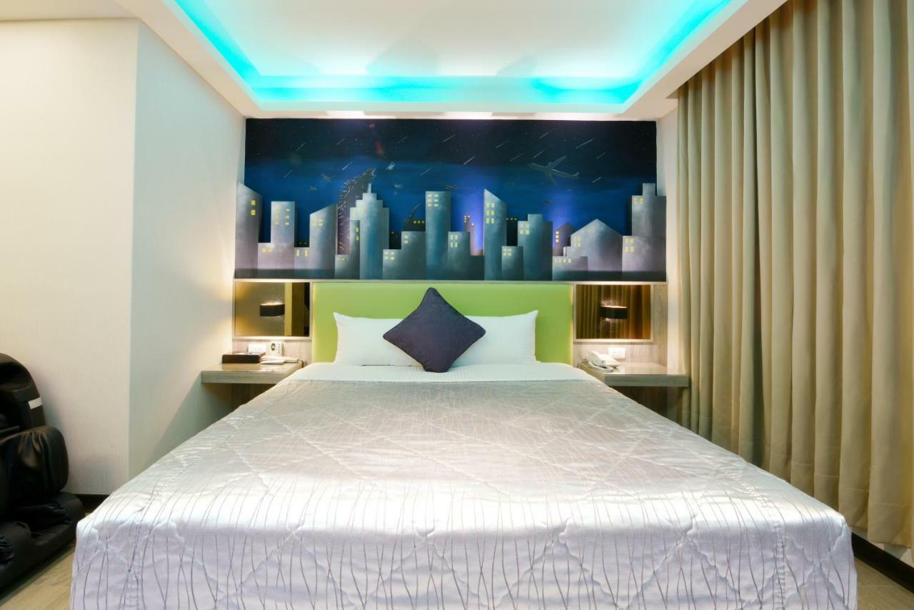 Carnival Motel Тайбэй Экстерьер фото